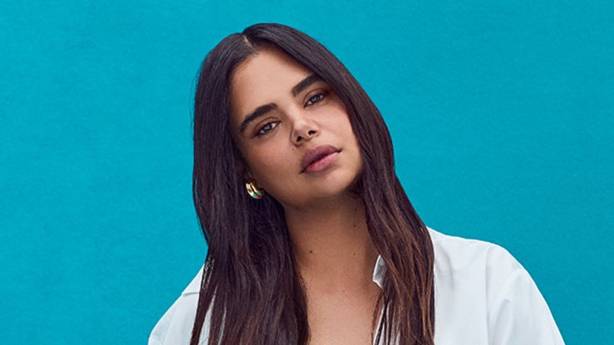 Samantha Harris speaks out about the VERY unglamorous side of being a model: 'It's bloody hot'