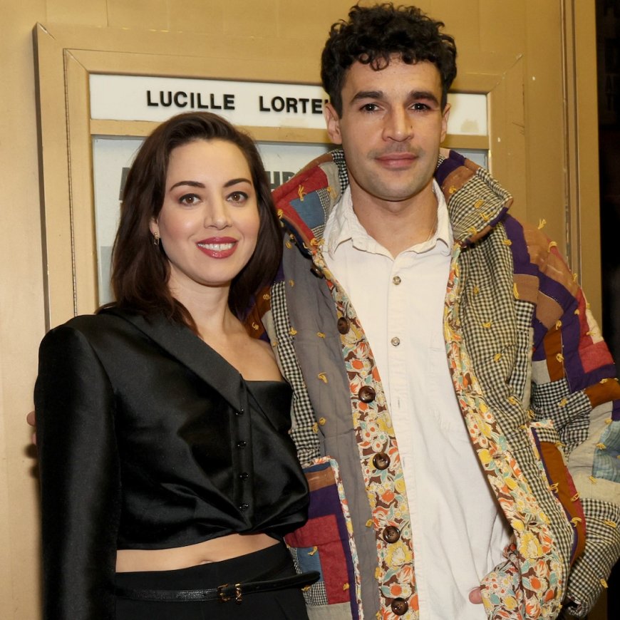 Inside Pregnant Aubrey Plaza's Private Romance With Christopher Abbott