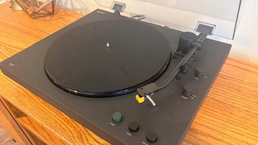 I love Sony's new Bluetooth turntable, so why do I feel so conflicted using it