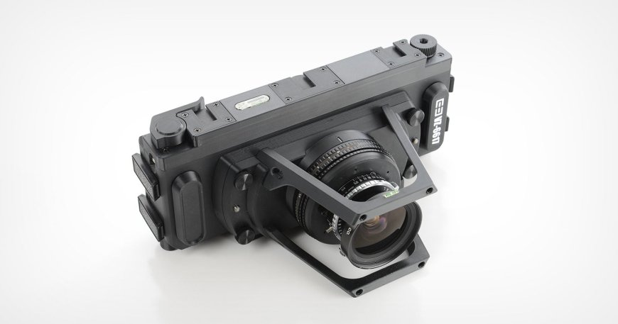 This New Medium Format Film Camera Can Change its Frame Size on the Fly