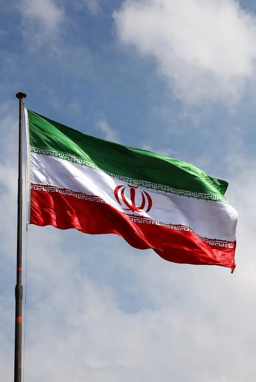 Strait of Hormuz Open During U.S.-Iran Ceasefire as Naval Blockade Holds Pending Final Deal