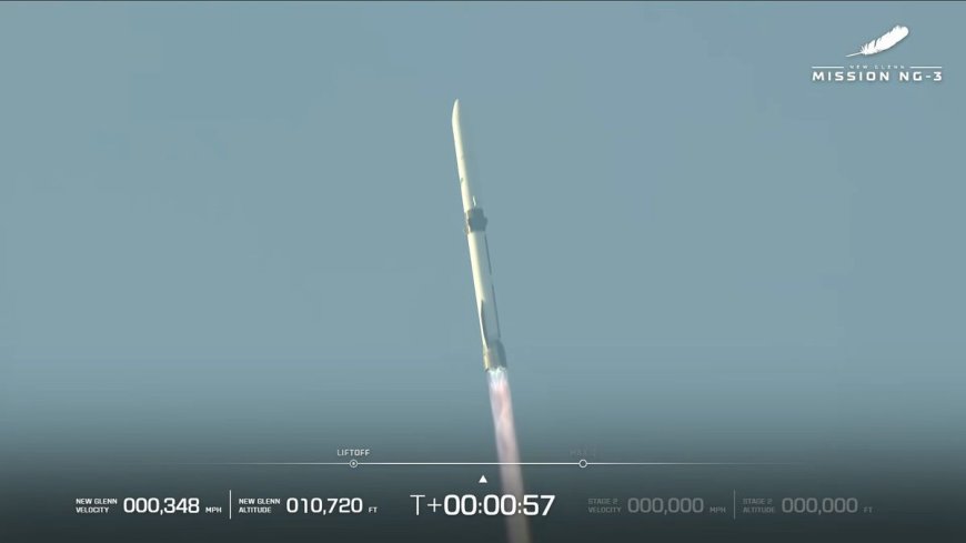 'A wonderful show for any rocket enthusiast': Blue Origin shows SpaceX it can do reusable rockets too by landing 'Never Tell Me The Odds'