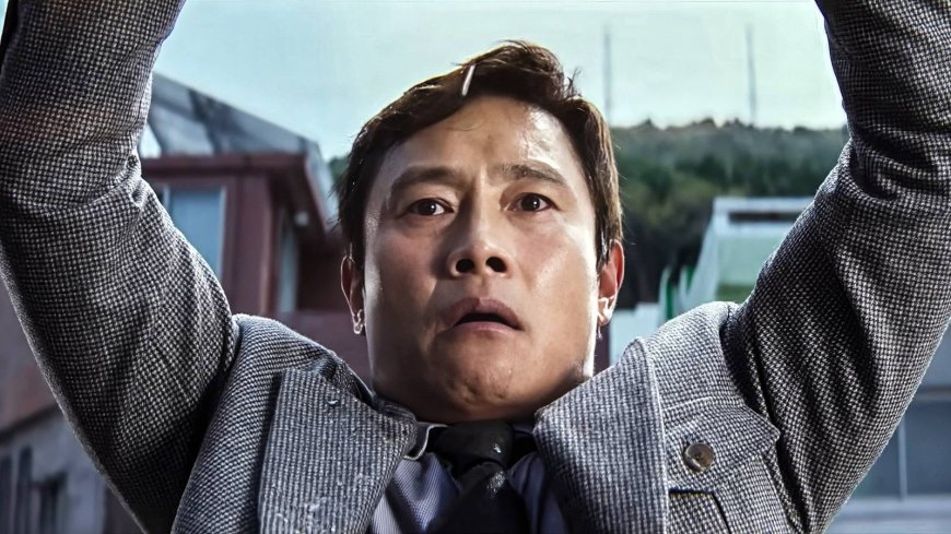 No Other Choice, Park Chan-wook's latest banger, is finally streaming on Hulu