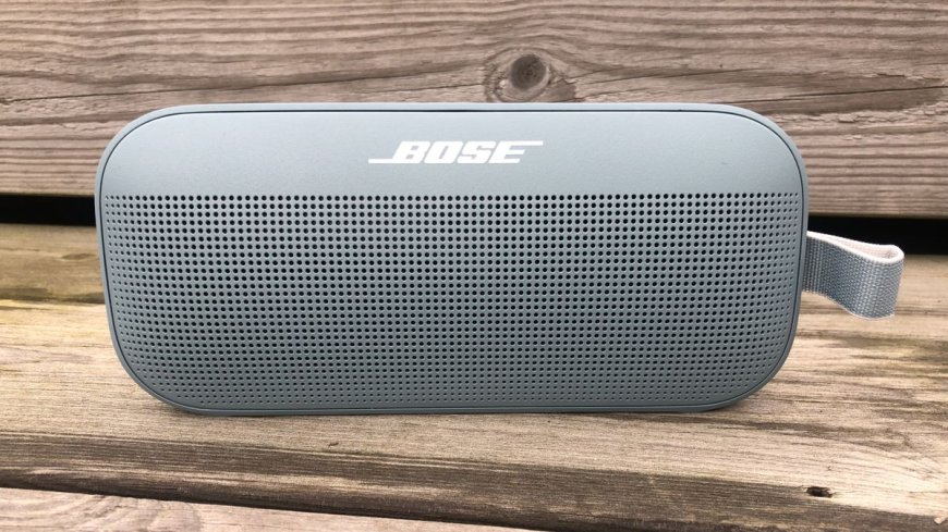 The Bose SoundLink Flex is back to its Black Friday price on Amazon