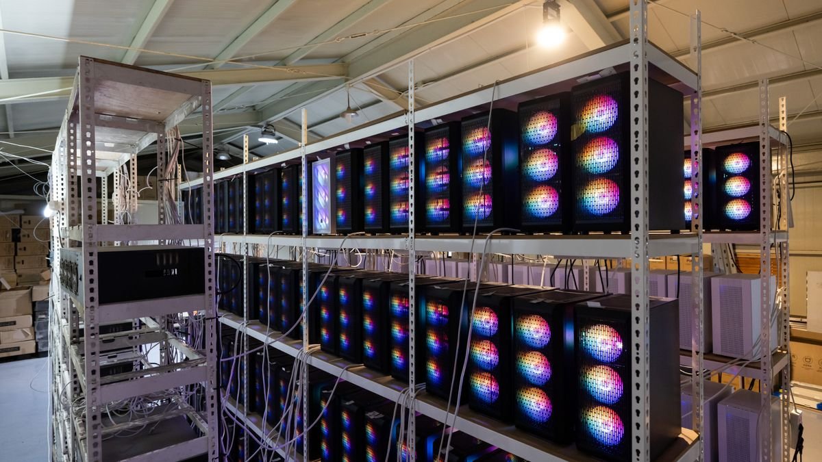 Microsoft warns GPU mining malware is being spread to users through SEO poisoning and AI chatbots — cryptojacking campaign targets gamers and high-end PC users with downloads disguised as popular PC utilities