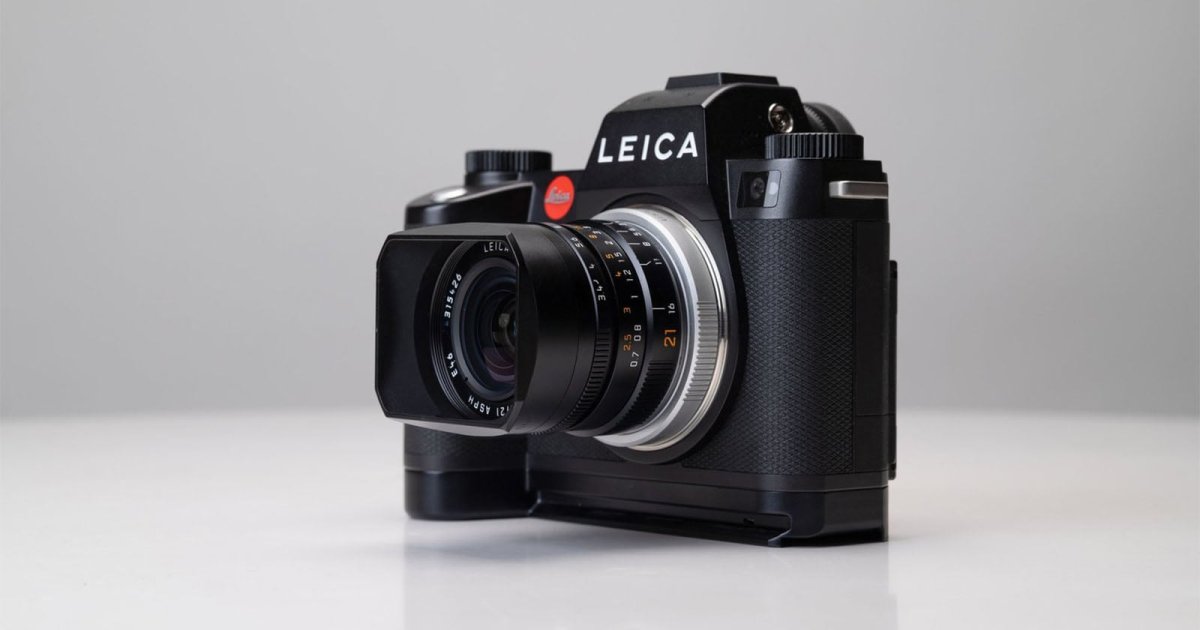 Helium Brings its Camera Grip Expertise to the Leica SL3 System