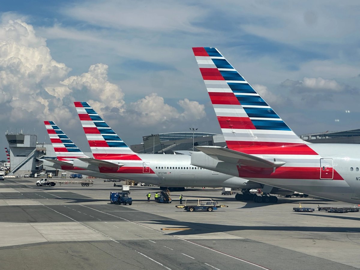 American Airlines (AAL) Stock Surges 27% in One Month Amid De-escalating Middle East Tensions