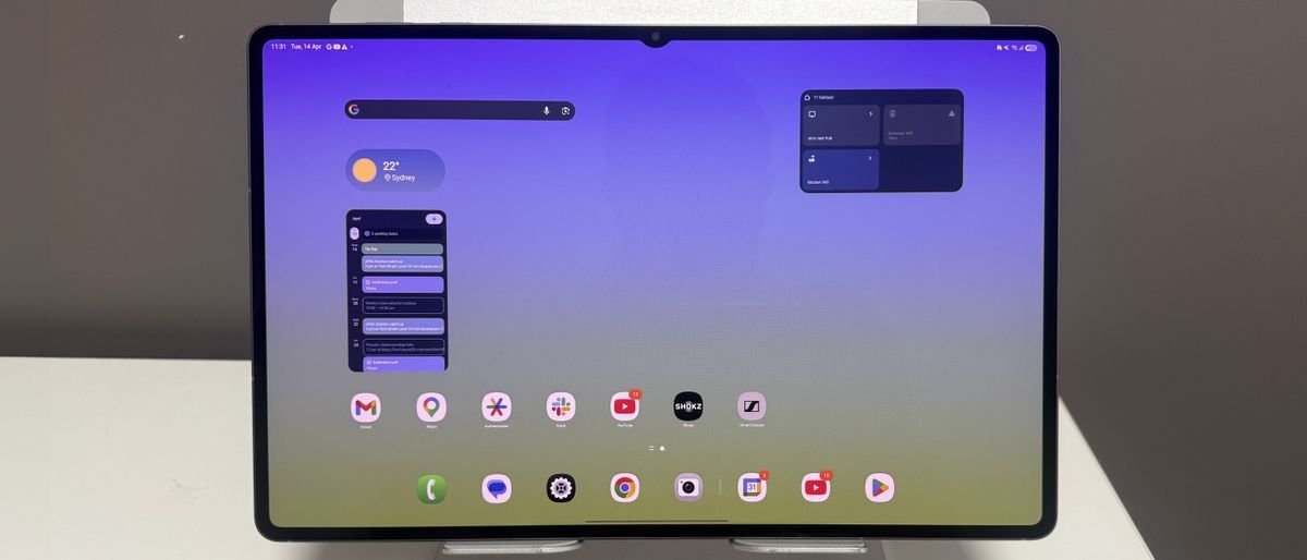 I tried Samsung’s huge Galaxy Tab S11 Ultra, and its disappointing chipset lets down an otherwise fantastic media and gaming machine