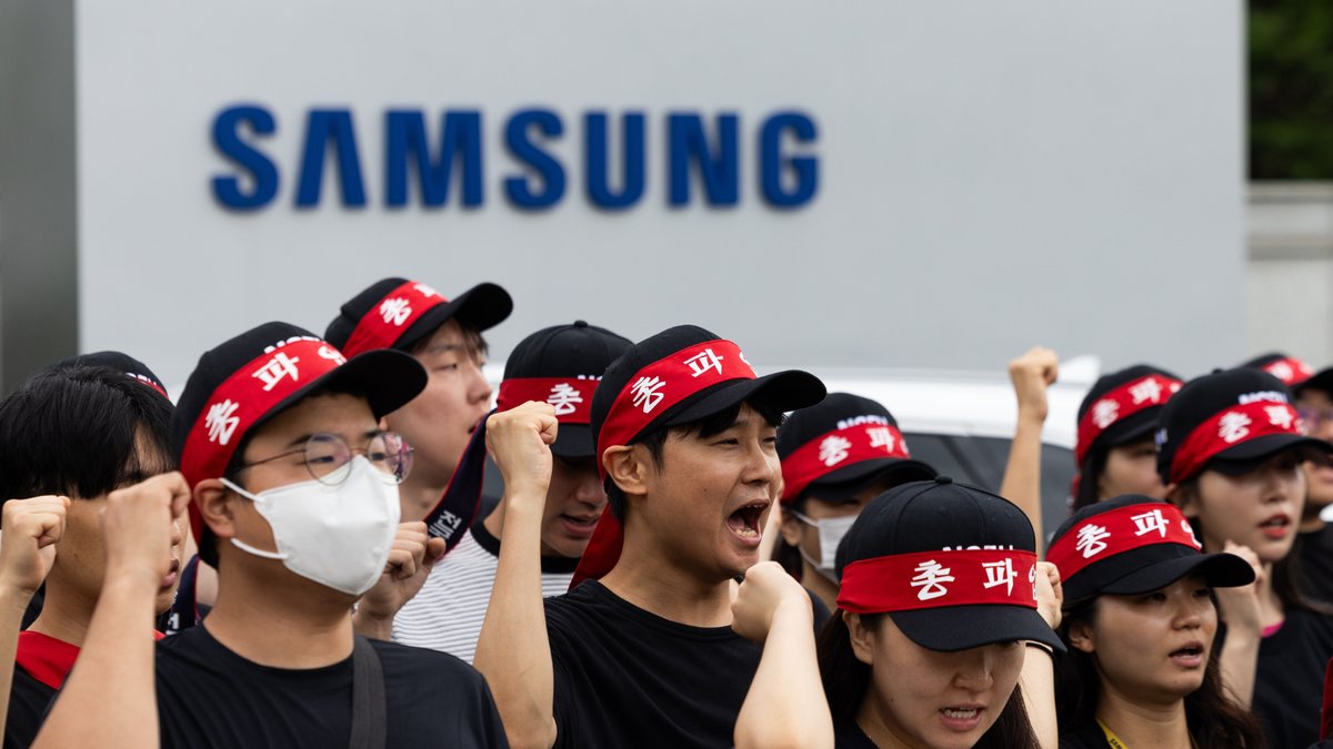 Samsung chip workers reject $340,000 one-time bonus, demand annual payouts like SK hynix's $900,000 — workers want share of AI windfall, impending 18-day strike could cost Samsung up to $11.7 billion