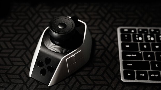 Barely Lifting a Finger: Editing With the XP-Pen Pilot Pro Editing Console