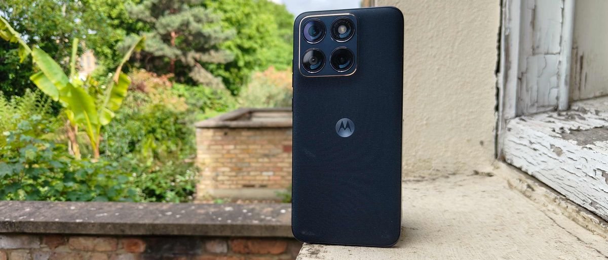 I've been using the Motorola Edge 70 Fusion for a month, and I don’t think the iPhone 17e or Samsung Galaxy A57 can touch it for value