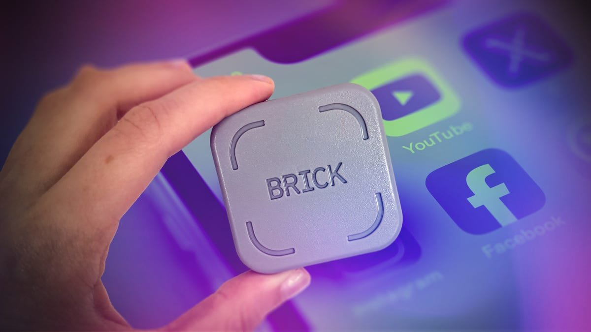 This $60 Magnet Changed How I Use My iPhone