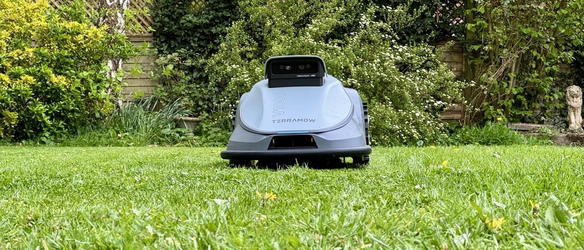 The TerraMow V1000 robot lawn mower is the perfect wire-free lawnbot for newbies and technophobes