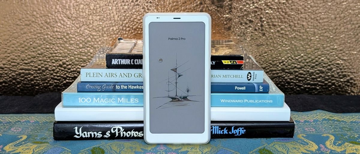 The Onyx Boox Palma 2 Pro is the phone-sized color ereader I never knew I wanted, but it won't suit everyone