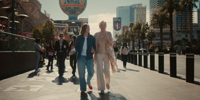 Three Sequences in the ‘Hacks’ Finale Define Its Great Cinematography
