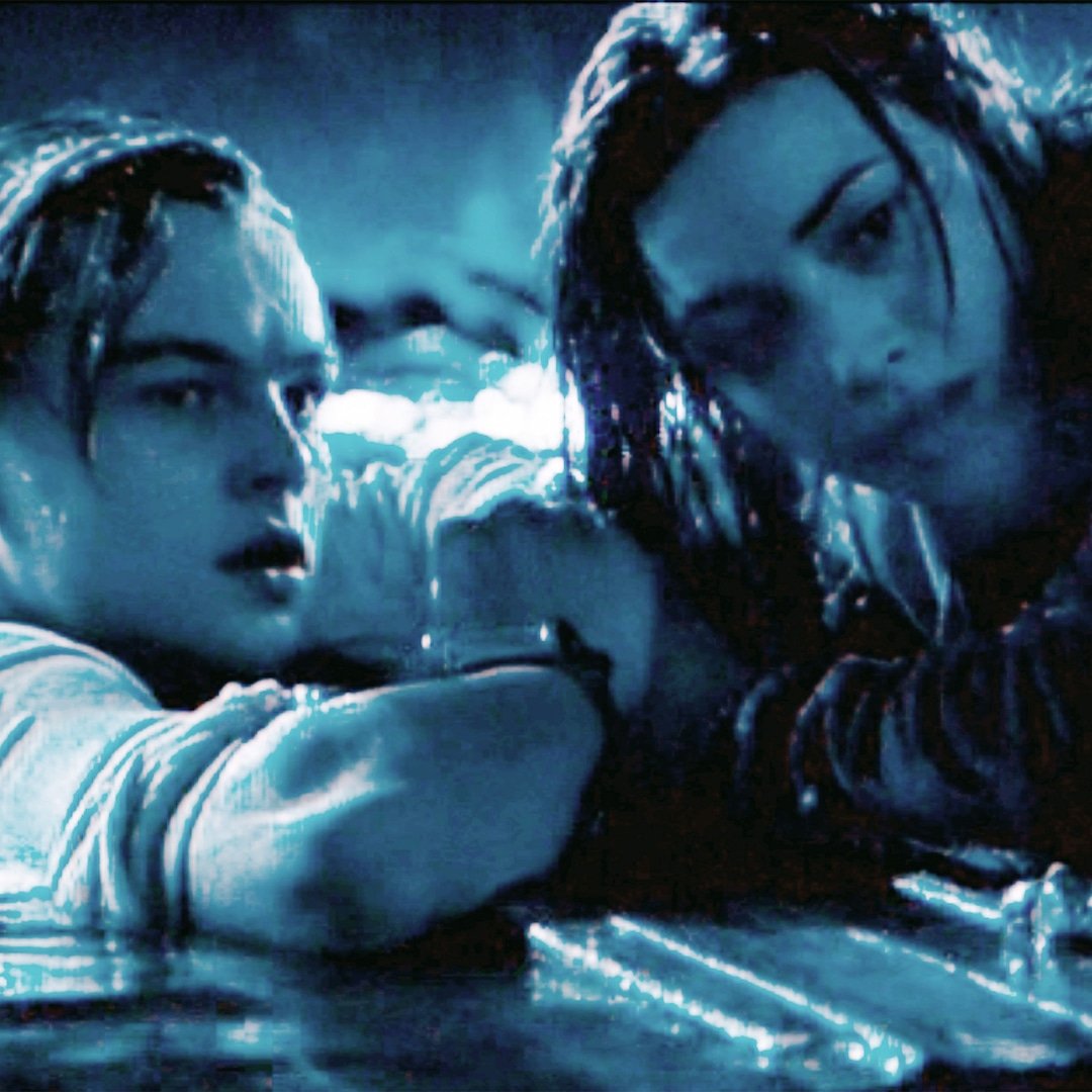 Titanic Survivor’s True Story Inspired Kate Winslet Door Scene in Film