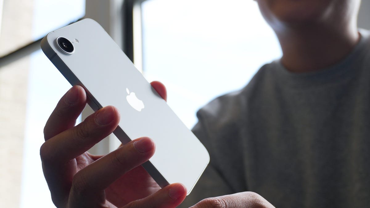 Mobile phishing is a bigger threat than email now - how to stay protected