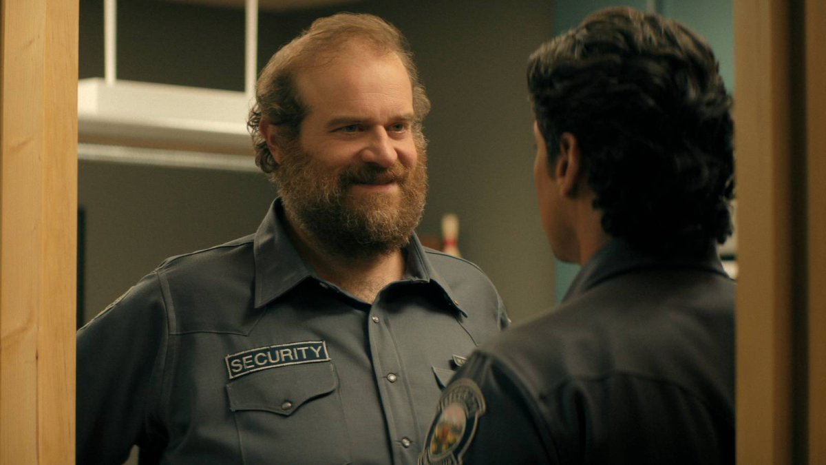Netflix's New 8-Part Series That's 'Stranger Things For Adults' Is The Perfect Weekend Binge