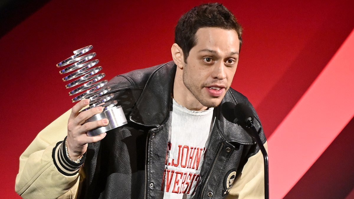 Pete Davidson issues telling four-word statement amid rumors that he's split from baby mama Elsie Hewitt
