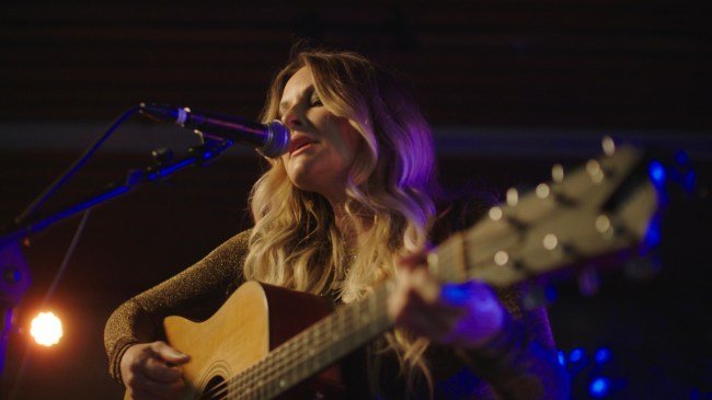 ‘The Easy Kind’ Trailer: Country Legend Elizabeth Cook (Lightly) Fictionalizes Herself