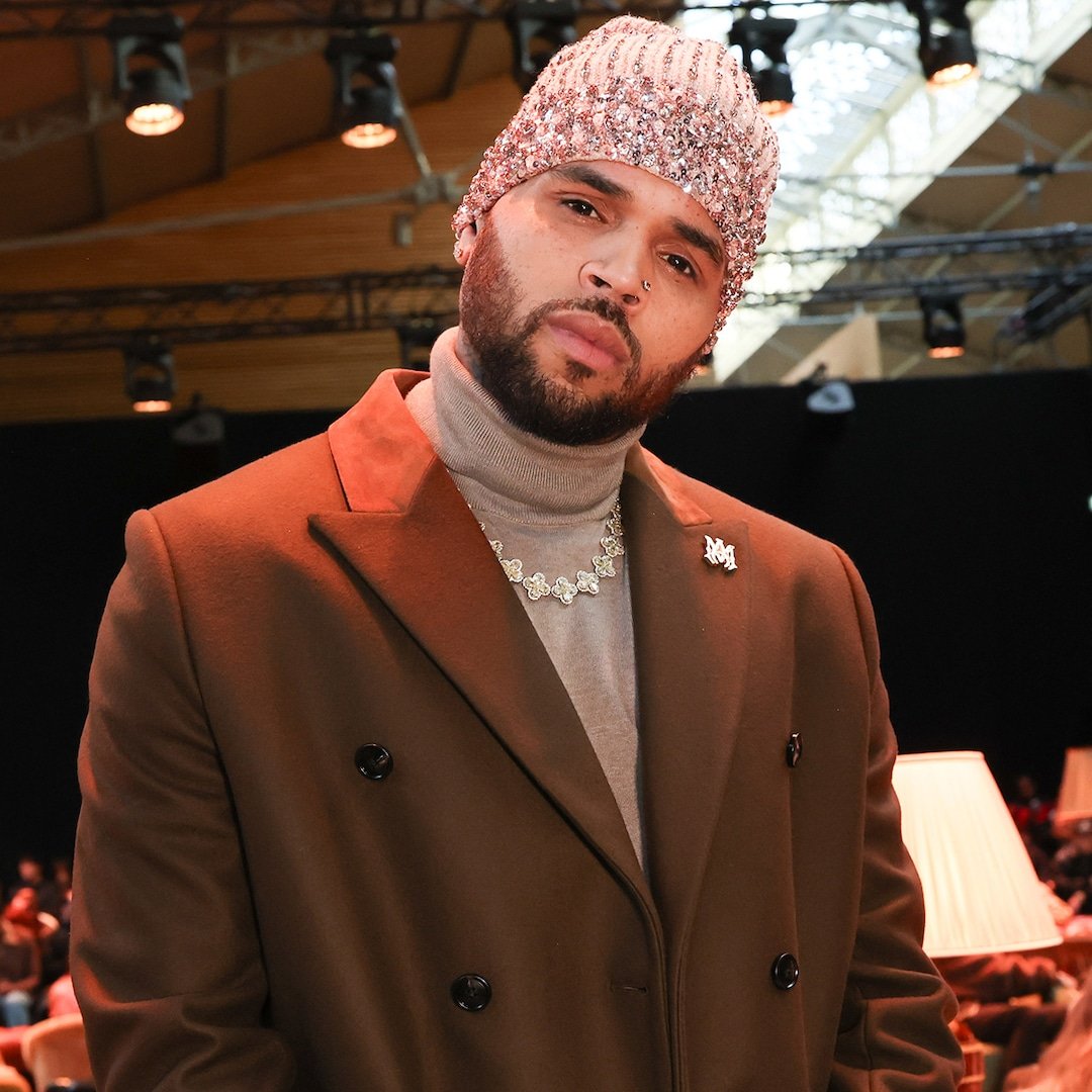 Chris Brown Has Expletive-Filled Response to Review of His New Album