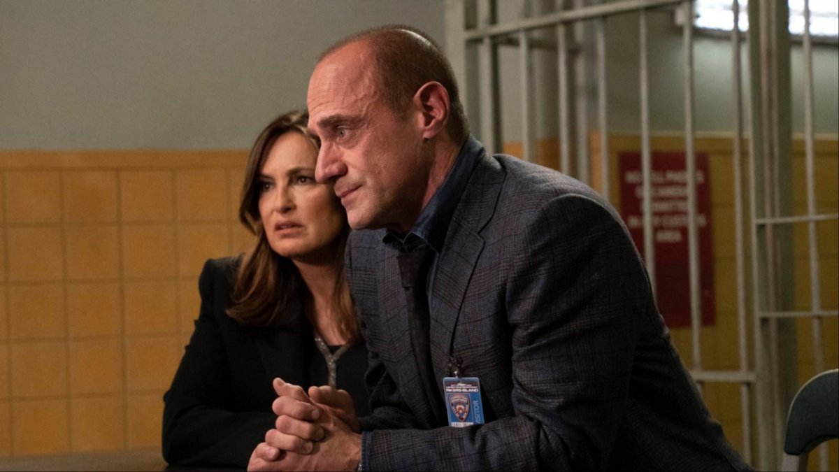 Benson & Stabler's Future In Law & Order: SVU Gets Candid Response From Showrunner After Christopher Meloni's Spinoff Cancellation
