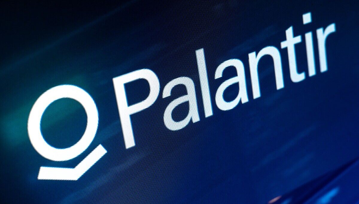 Minister gives Palantir's NHS platform a clean bill of health