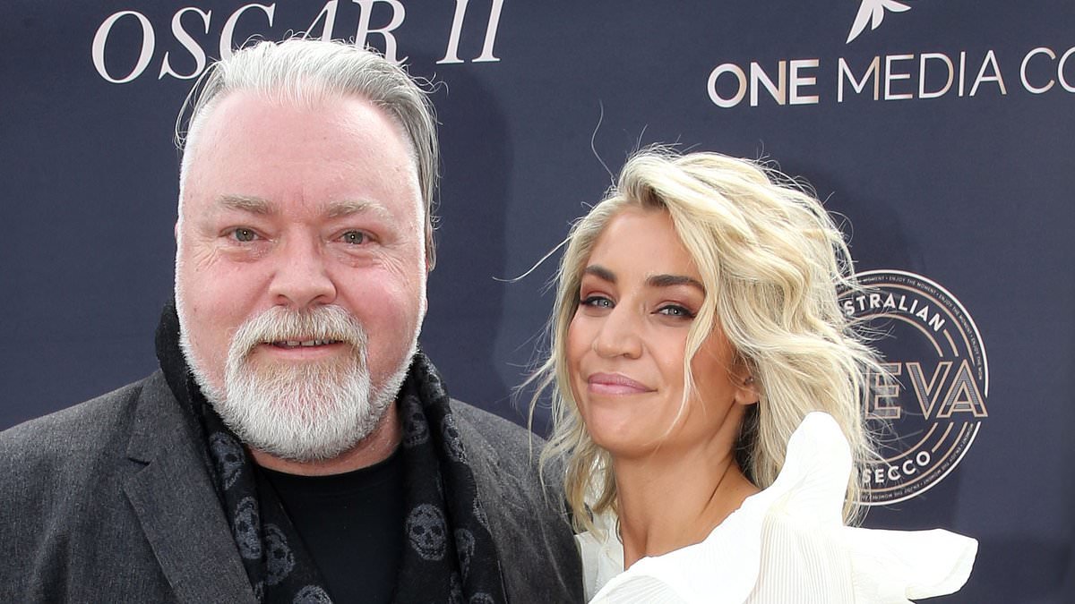 Kyle Sandilands' 'Graceland'-style mansion fails to sell at auction as embattled radio star remains saddled with four mortgages