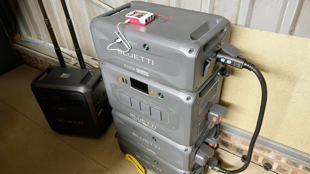 I built my own Wi-Fi router with a Raspberry Pi for Starlink and solar control - here's how