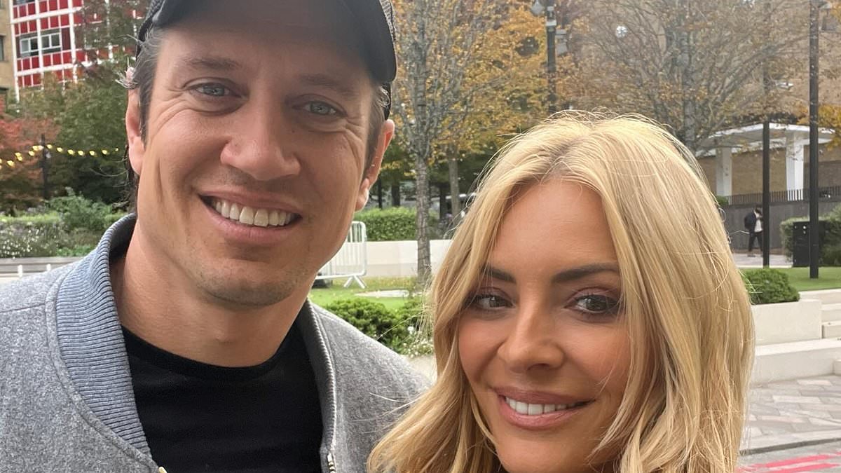 Tess Daly spends the night of the BAFTAs commenting on her TV pal's Instagram snaps as she skips ceremony days after announcing Vernon Kay split