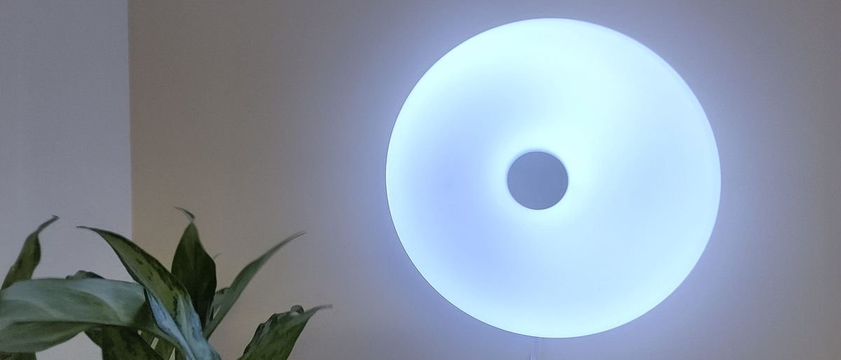 IKEA's donut-shaped Varmblixt smart lamp shines candy-colored light anywhere in your home, though the app experience isn't quite as sweet