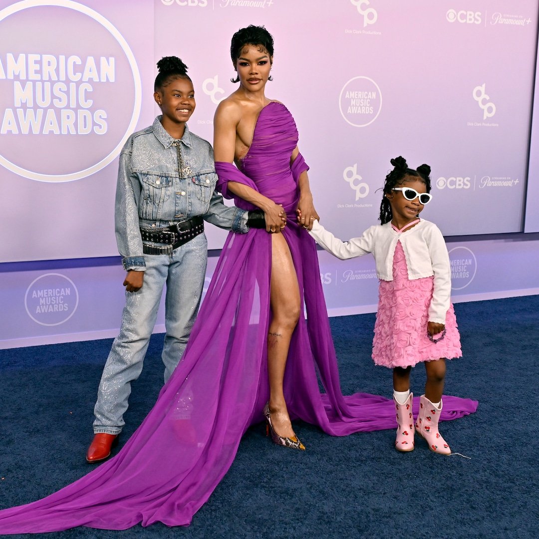 AMAs: Teyana Taylor's Daughter Junie Rates Her Mom's Breathtaking Look