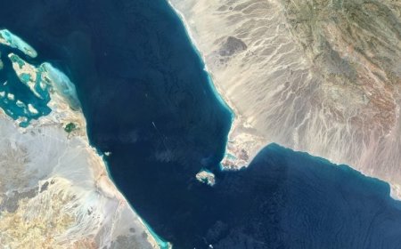 Trump announces closure of Strait of Hormuz amid US-Iran tensions