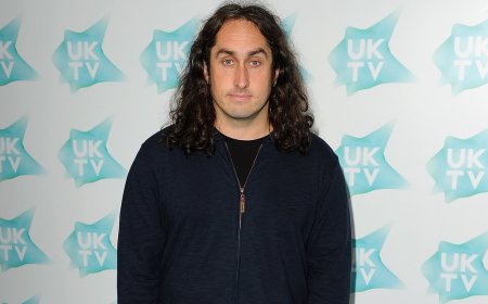 Comedian Ross Noble lists idyllic Mornington Peninsula home ahead of UK relocation