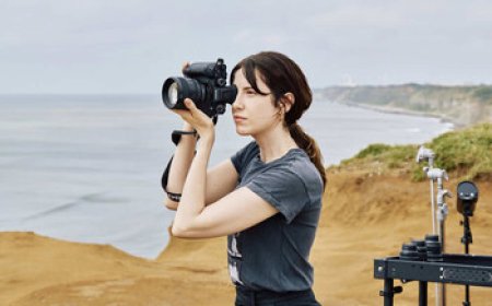 Sony Is Still Winning the Camera Business. Fujifilm Is Winning the Conversation.