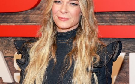 LeAnn Rimes Details Family Health Crisis Amid "Heart-Wrenching" Issues