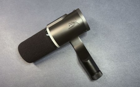 HyperX FlipCast Review: For the gamer-podcaster