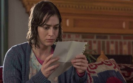 Twin Peaks Meets IT: Welcome to Derry in Hulu’s 2-Part Stephen King Series