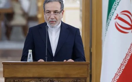 Iran’s Foreign Ministry declares talks with US dead as deadline approaches