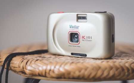 This Is One of the Stupidest Cameras Ever Made and I Love It