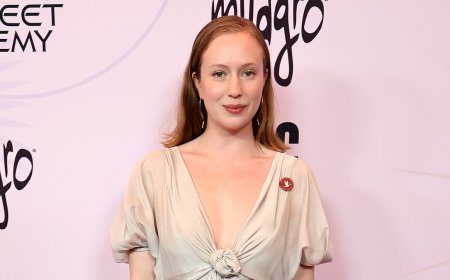 Hacks star Hannah Einbinder is latest woke celebrity to rip into Spencer Pratt's LA mayoral bid... after Lisa Rinna and Chelsea Handler