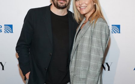 Jason Biggs and Jenny Mollen Break Up After 18 Years of Marriage