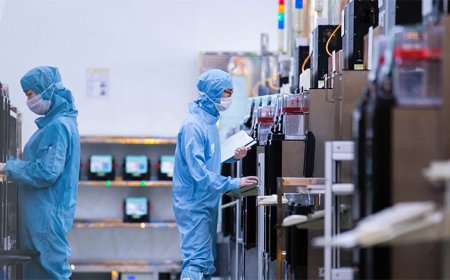 SMIC founder and AMEC CEO urge Chinese fabs to test domestic chipmaking tools on active production lines — equipment makers post record revenue but falling margins