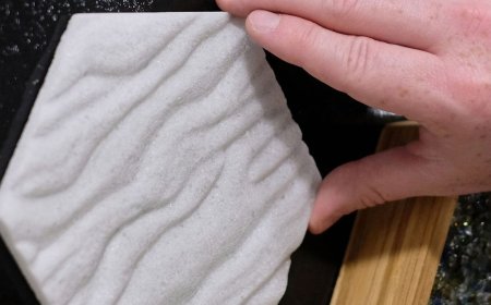 Innovative startup pioneers 3D printing with recycled glass — new ‘binder jet’ process combines powder with adhesive agent in layering technique