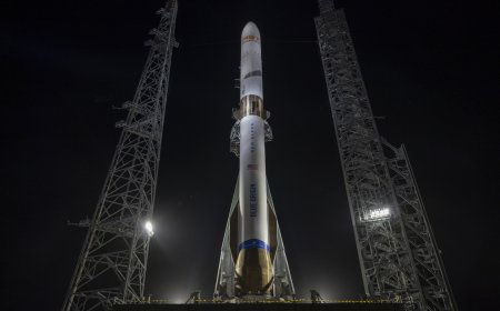 Blue Origin's New Glenn rocket explodes on its launchpad