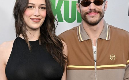 How Pete Davidson's Girlfriend Elsie Hewitt "Cracked" Motherhood Code