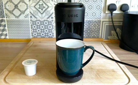 Keurig's K-Mini Mate is a no-frills compact coffee maker that packs a serious flavor punch