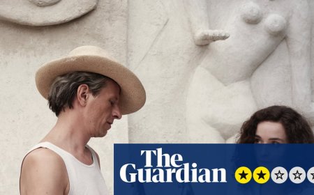 Leonora in the Morning Light review – pioneering British artist who fled convention for the surrealists