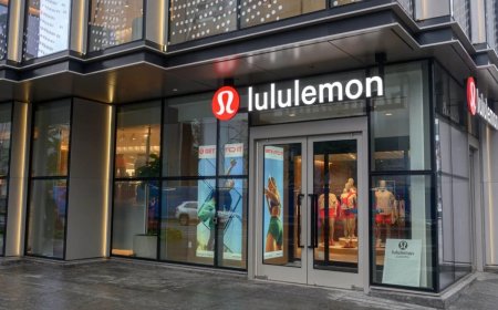 Lululemon (LULU) Founder Chip Wilson Calls Off Board Challenge in Settlement Deal