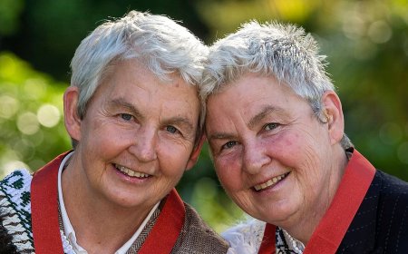Iconic New Zealand entertainer Dame Jools Topp dies aged 68 following long battle with breast cancer